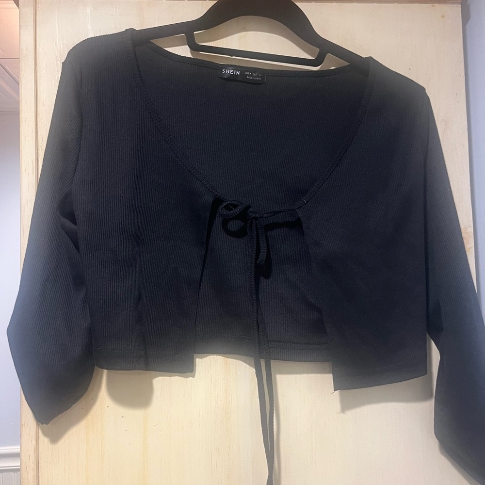 SHEIN Black Ribbed Top